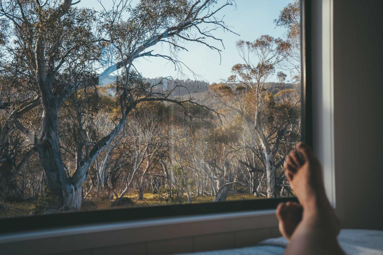 Big Yard Escapes - Two Off-Grid Tiny Houses On The Mowamba River Jindabyne Bagian luar foto